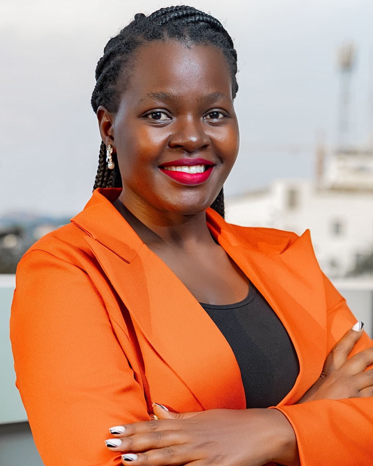 Kezabu Moureen Mahulo, Senior Accountant